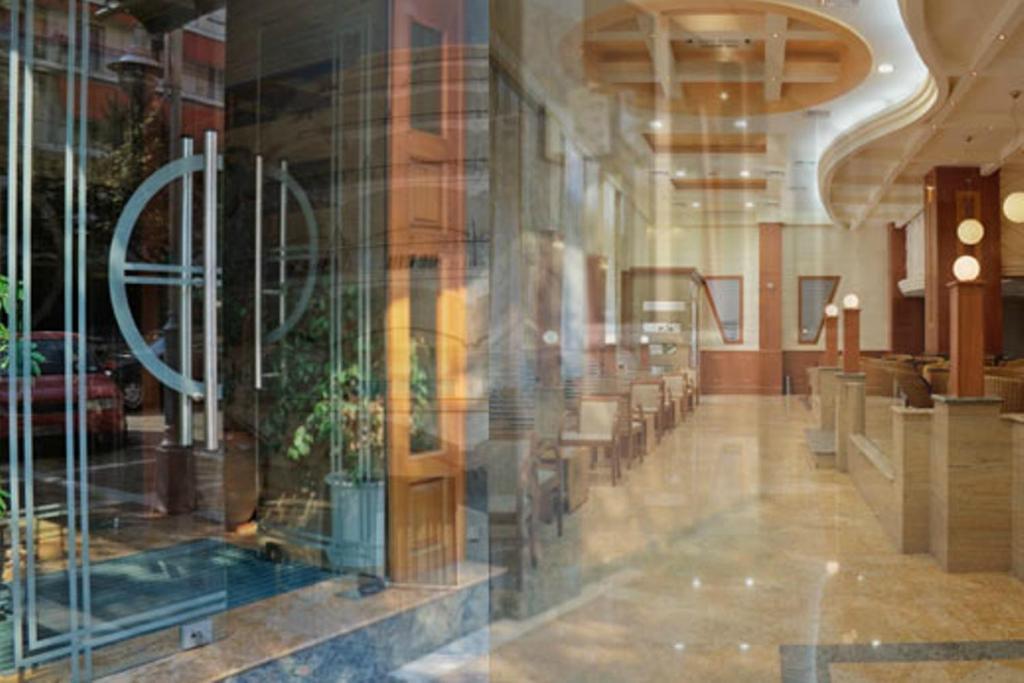 Elpida City Hotel Serrai Exteriör bild