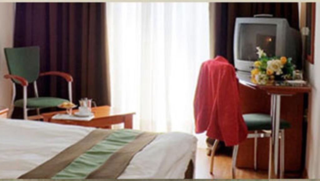 Elpida City Hotel Serrai Rum bild